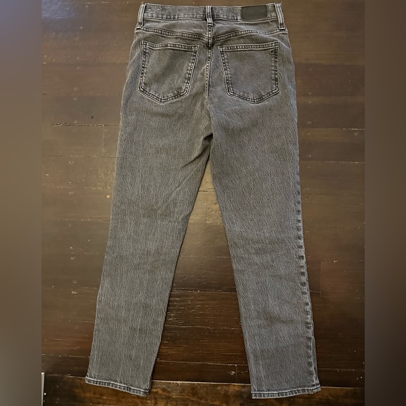 Madewell | The Perfect Vintage Jean in Lunar Wash, 26, MD711 - Picture 6 of 6